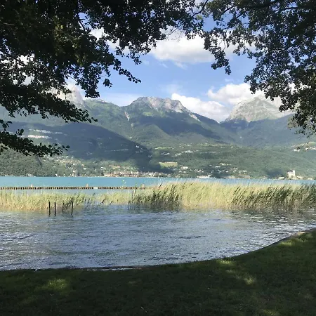 Reflet Bleu Du D'annecy 3 Etoiles - Face Au Lac, Parking Gratuit, Paddle Board *